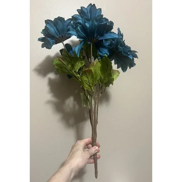 5 Lb Box 16 Bunch of Stemmed Artificial Faux Silk Flowers Colorful Variety 19” - Picture 13 of 16